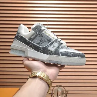 Louis Vuitton LV Trainer Gris Blanco Monograma Lona Suela Multicapa Sneakers Lifestyle