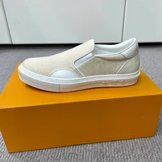 Louis Vuitton LV Trainer Off-White Monogram Canvas Chaussures lifestyle slip-on