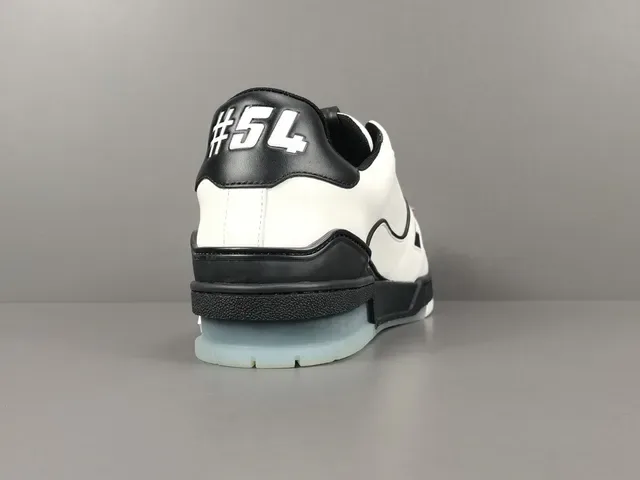 Louis Vuitton LV Trainer أبيض أسود منخفض القدمة سيليويت جلد علوي أحذية رياضية أسلوب حياة 16