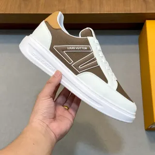 Louis Vuitton LV Zapatillas Lifestyle Blancas y Marrones Low-Top Panel Perforado