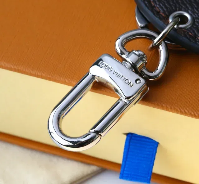 Louis Vuitton Monogram 帆布 棕黄 圆形托特包 钥匙包 7