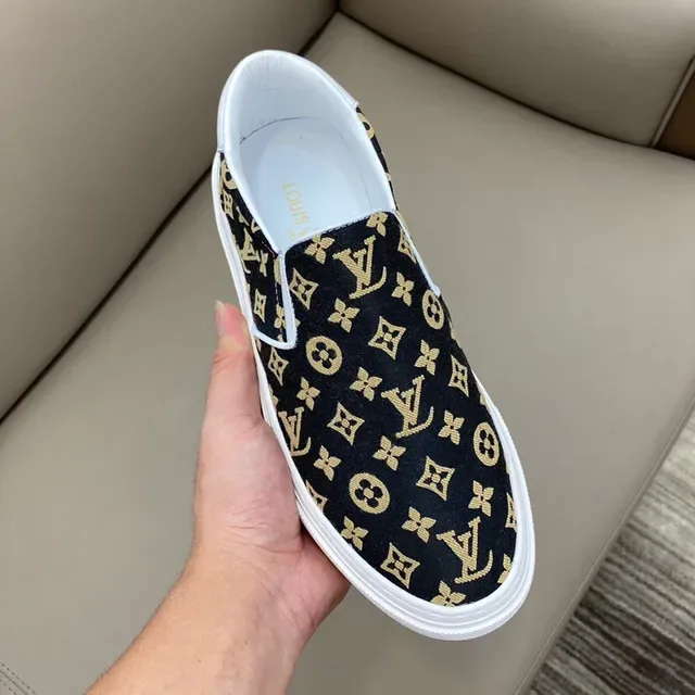 Sneakers lifestyle Louis Vuitton Monogram Canvas Slip-On 2