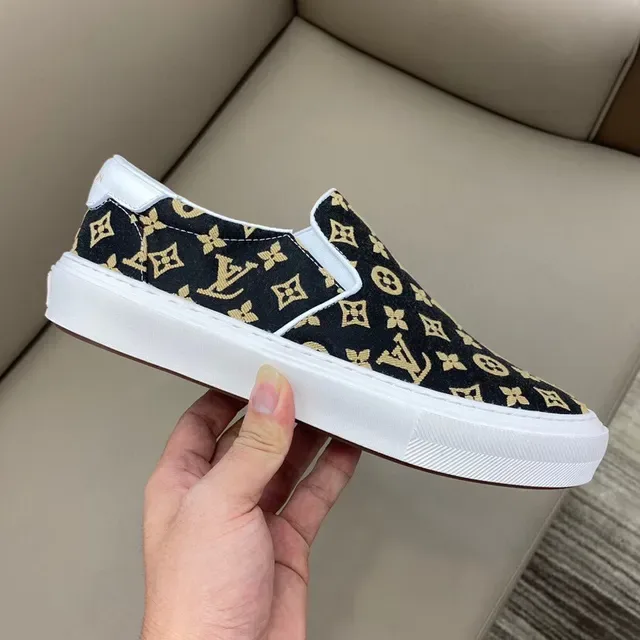 Sneakers lifestyle Louis Vuitton Monogram Canvas Slip-On 5