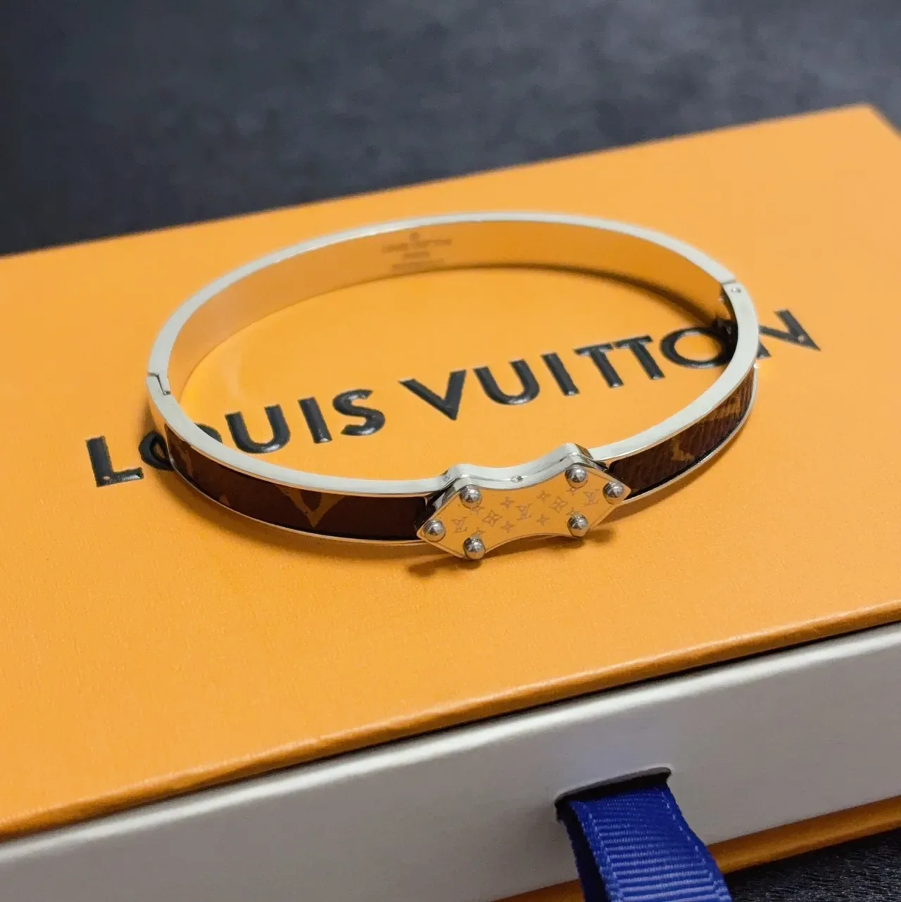 Louis Vuitton Monogram Canvas Studded Shield Clasp Hinged Bangle Bracelets 7