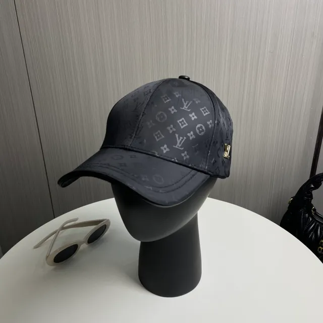 Louis Vuitton Monogram-Coated 棒球帽 2