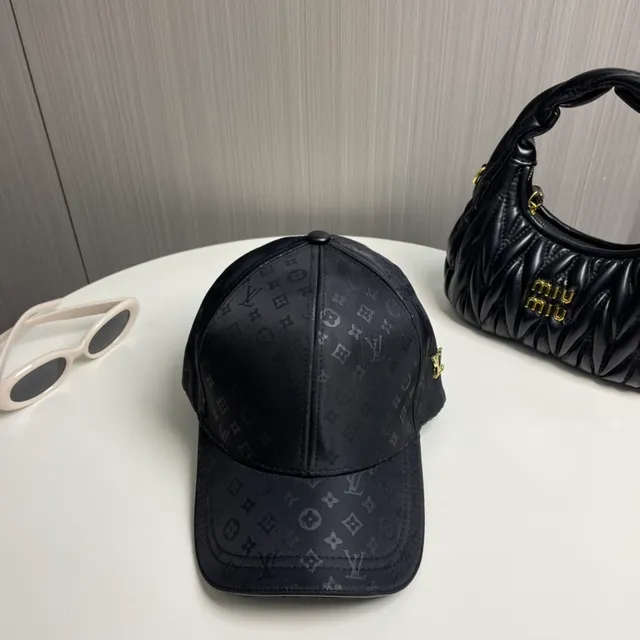 Louis Vuitton Monogram-Coated 棒球帽 3