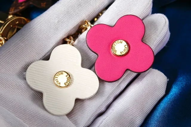 Louis Vuitton Monogram Flower Bolso Marrón Rosa Hardware Dorado Lona Flores 4