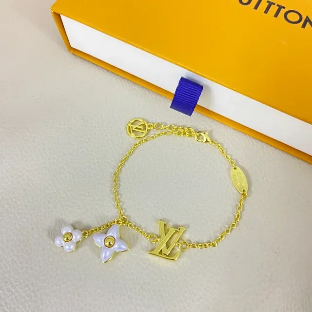 Louis Vuitton Monogram Flower Charm Gold-Tone Bracelet 4