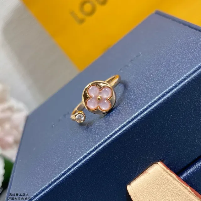 Louis Vuitton Monogram फूल गोल्ड पिंक चार पंखुड़ी फ्लोरल रिंग 6