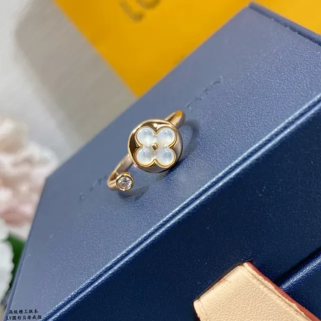 Louis Vuitton Monogram फूल गोल्ड पिंक चार पंखुड़ी फ्लोरल रिंग 7