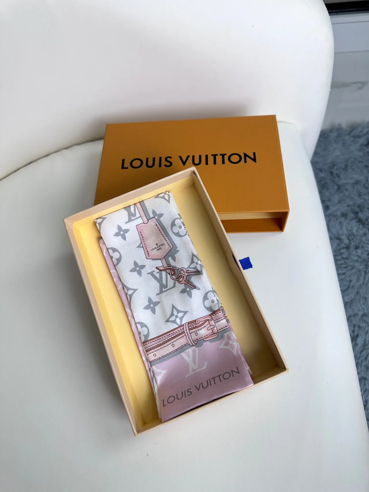 Louis Vuitton Monogram Lock Print Light Pink Silk Scarf 7