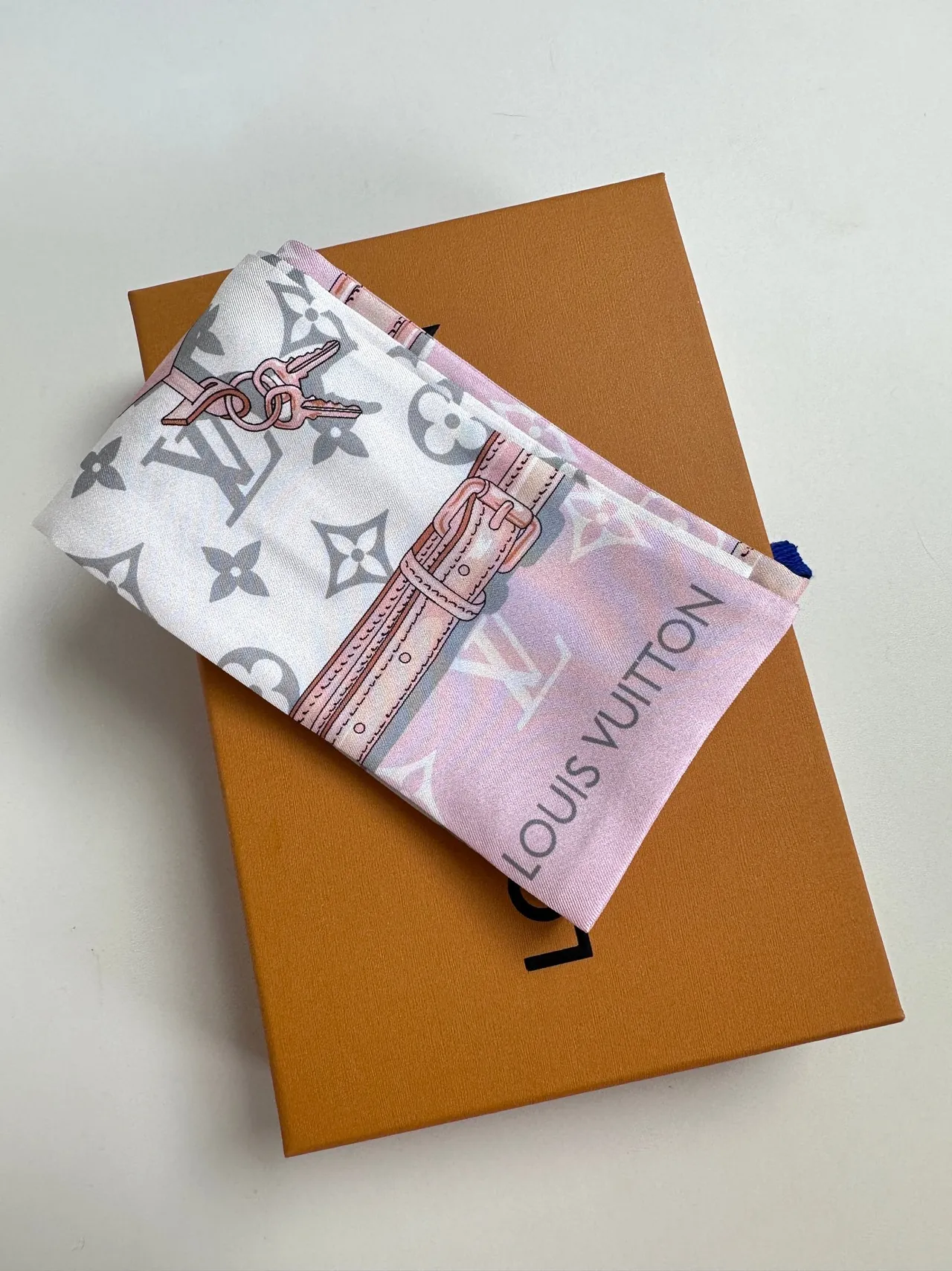 Louis Vuitton Monogram Lock Print Light Pink Silk Scarf 8
