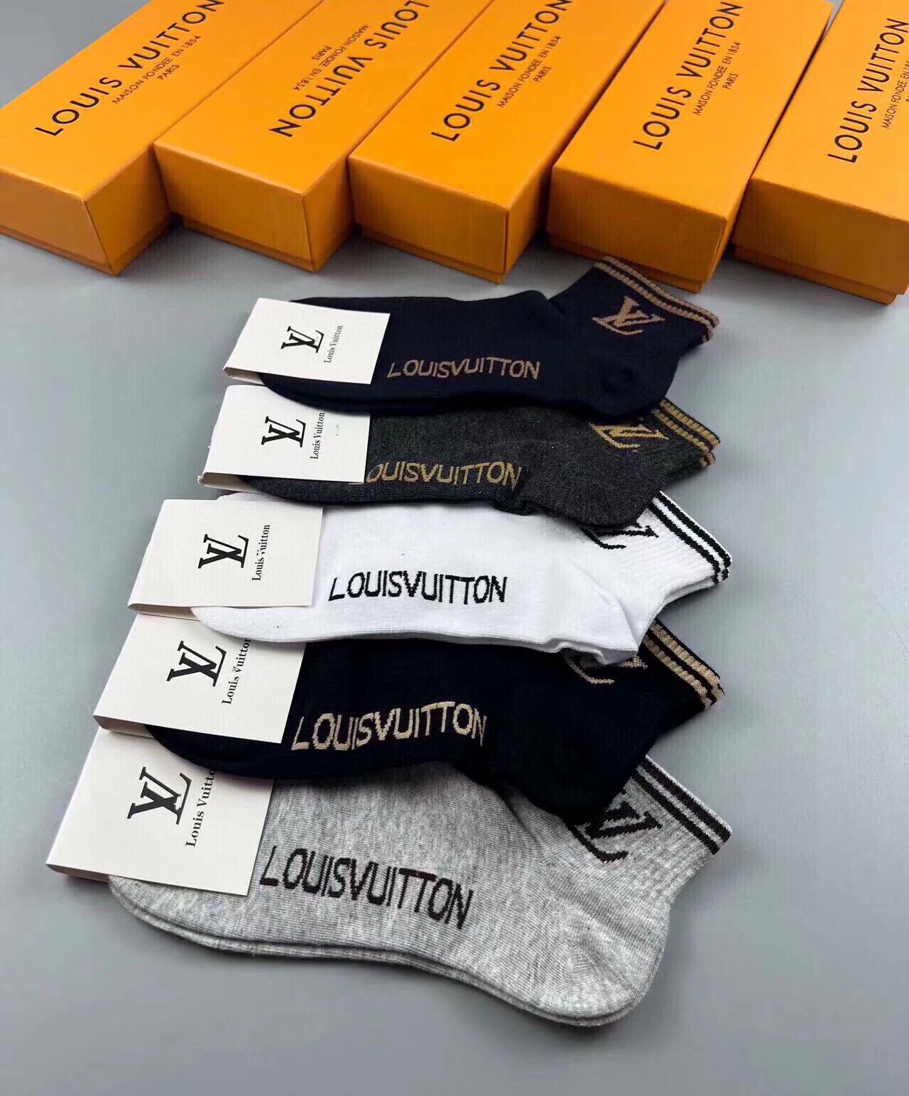 Louis Vuitton Monogram Logo 踝部短袜 3