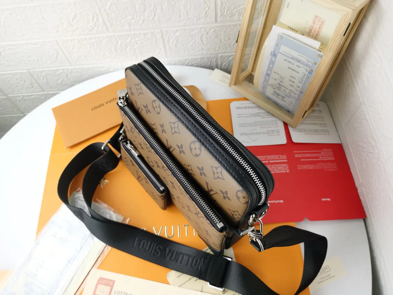 Louis Vuitton Multi Pochette Accessoires 棕黑 印花帆布 信使包 3