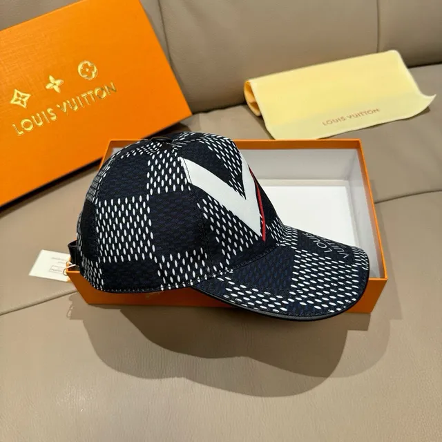 Louis Vuitton 海军蓝 波点 棒球帽 7