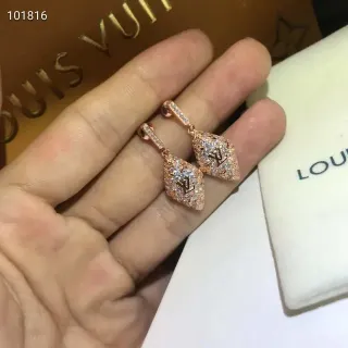 Brincos Louis Vuitton Pavé Crystal Monogram com Diamantes