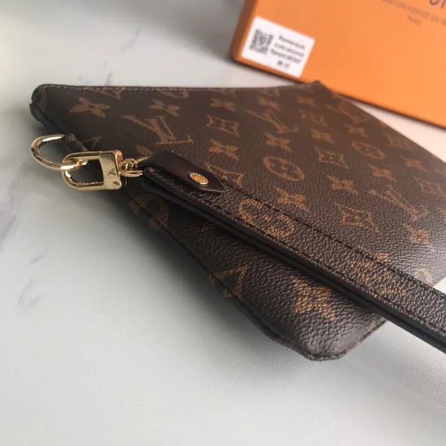 Louis Vuitton Pochette Metis Marrom Bege Monograma Tela Recoberta Fecho com Zíper Superior Bolsa de Pulso 2