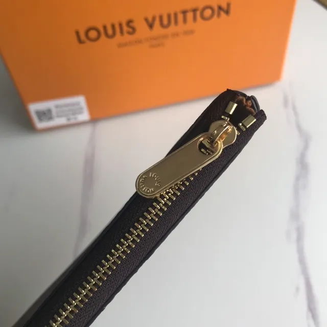 Louis Vuitton Pochette Metis Marrom Bege Monograma Tela Recoberta Fecho com Zíper Superior Bolsa de Pulso 3