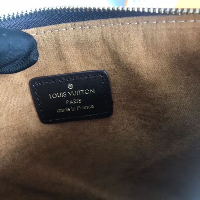 Louis Vuitton Pochette Metis Marrom Bege Monograma Tela Recoberta Fecho com Zíper Superior Bolsa de Pulso 5