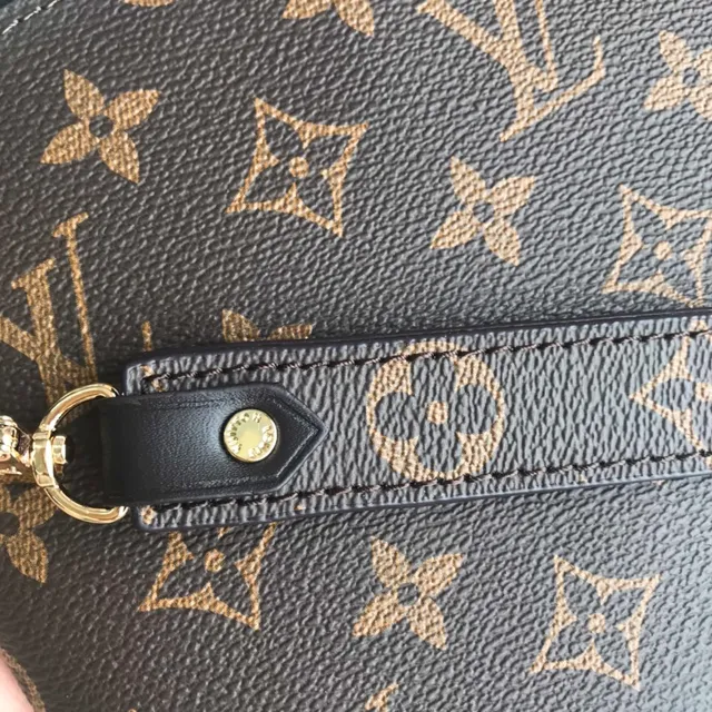 Louis Vuitton Pochette Metis Marrom Bege Monograma Tela Recoberta Fecho com Zíper Superior Bolsa de Pulso 6