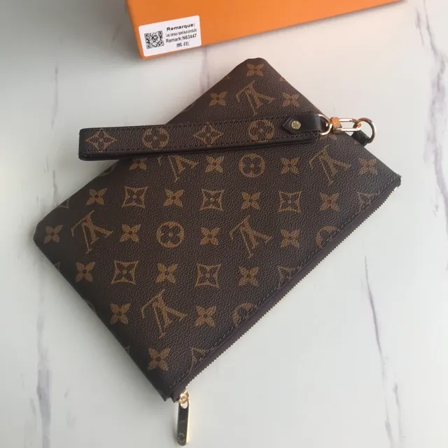 Louis Vuitton Pochette Metis Marrom Bege Monograma Tela Recoberta Fecho com Zíper Superior Bolsa de Pulso 7