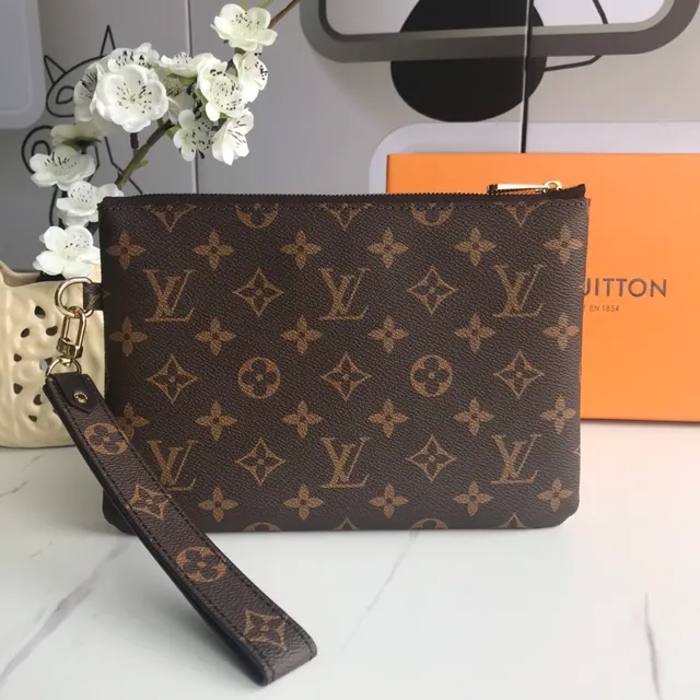 Louis Vuitton Pochette Metis Marrom Bege Monograma Tela Recoberta Fecho com Zíper Superior Bolsa de Pulso 9