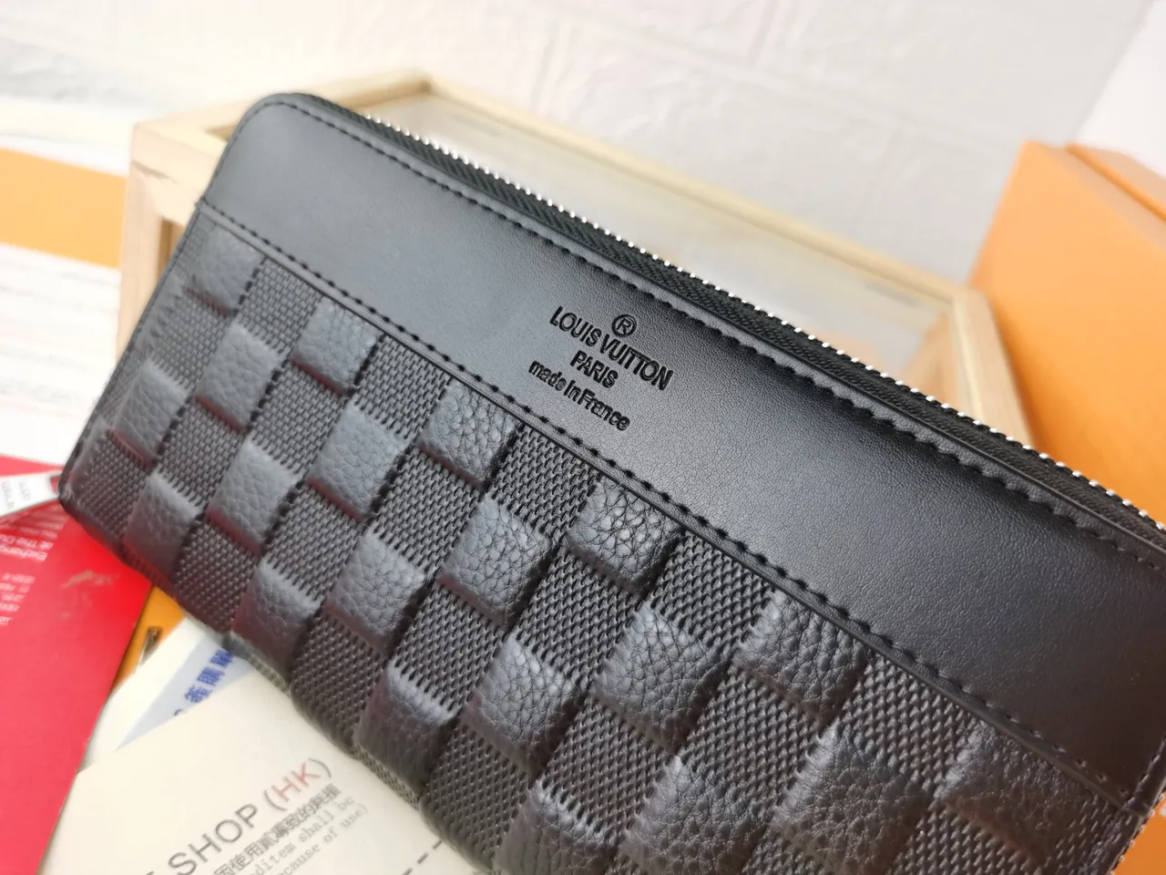 Louis Vuitton Textura de Diamante Acolchoada Preta Carteira Longa 7