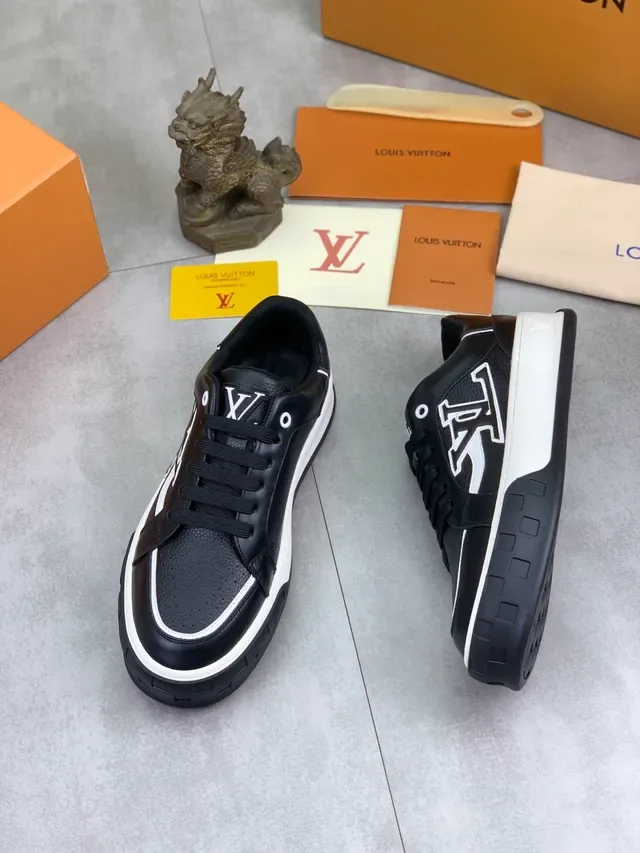 Louis Vuitton Run Away Black and White Lifestyle Sneakers 5