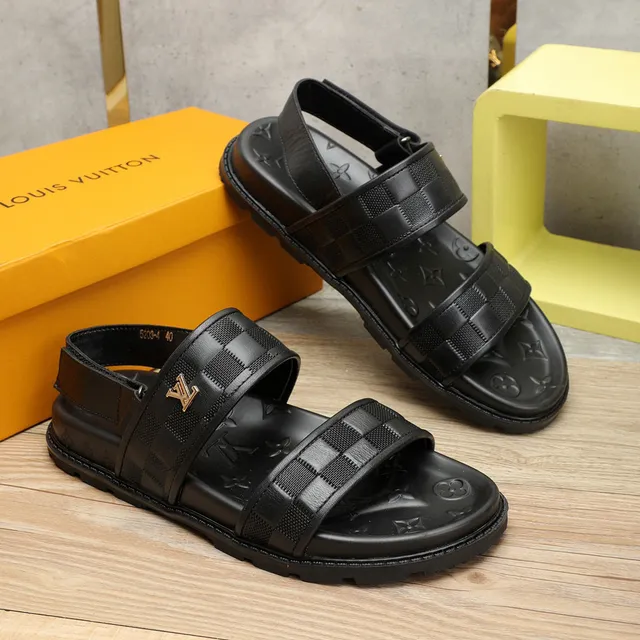 Louis Vuitton Run Away أسود Monogram Embossed كاجوال صنادل 6