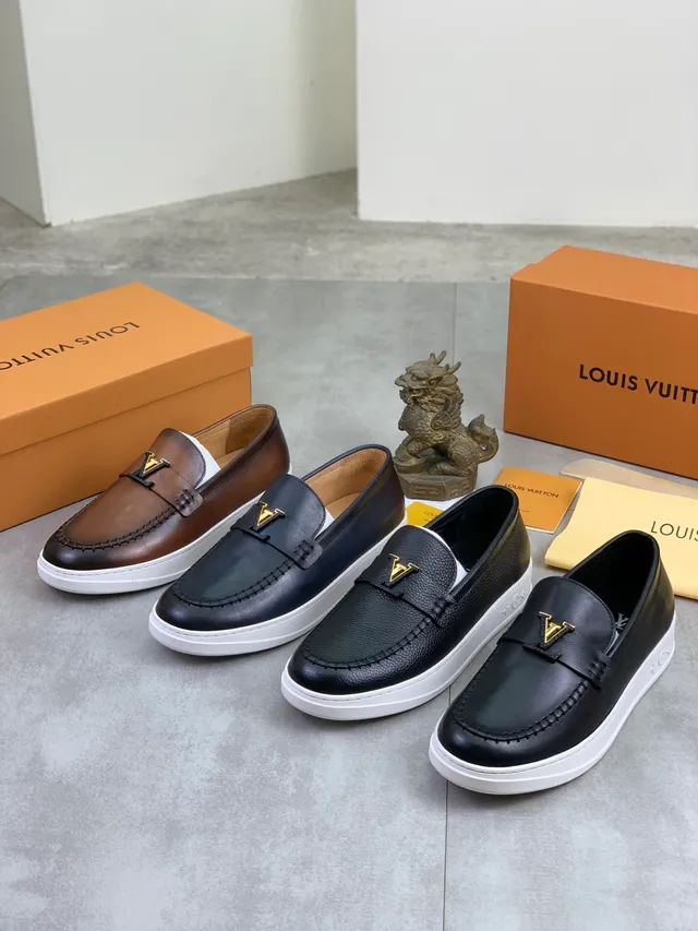 Louis Vuitton Run Away Black Pebbled Leather Platform Loafer 2