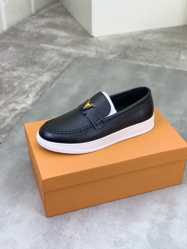 Louis Vuitton Run Away Black Pebbled Leather Platform Loafer 4