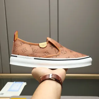 Louis Vuitton Run Away Zapatillas Marrón Blanco Monograma Lona Slip-On Lifestyle