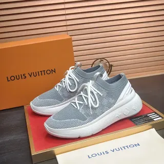 Louis Vuitton Run Away Tênis Lifestyle Cinza Tricô