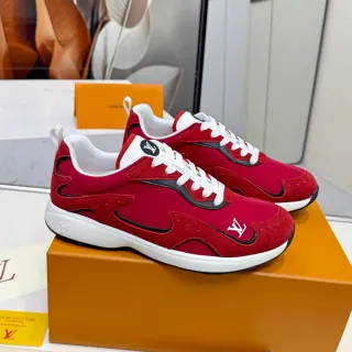 Louis Vuitton Run Away Zapatillas Lifestyle de Ante Rojo