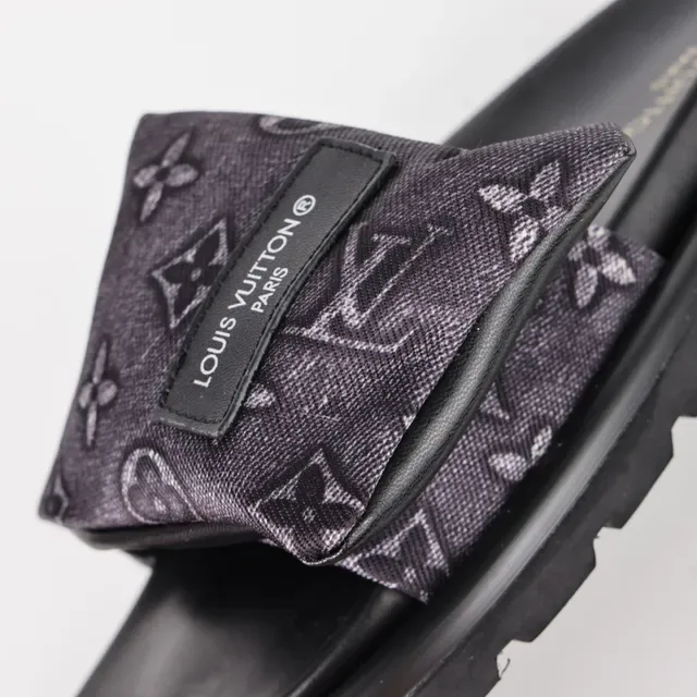 Louis Vuitton Slide Noir Gris Semelle Plateforme Bride Tissu Monogrammé 6