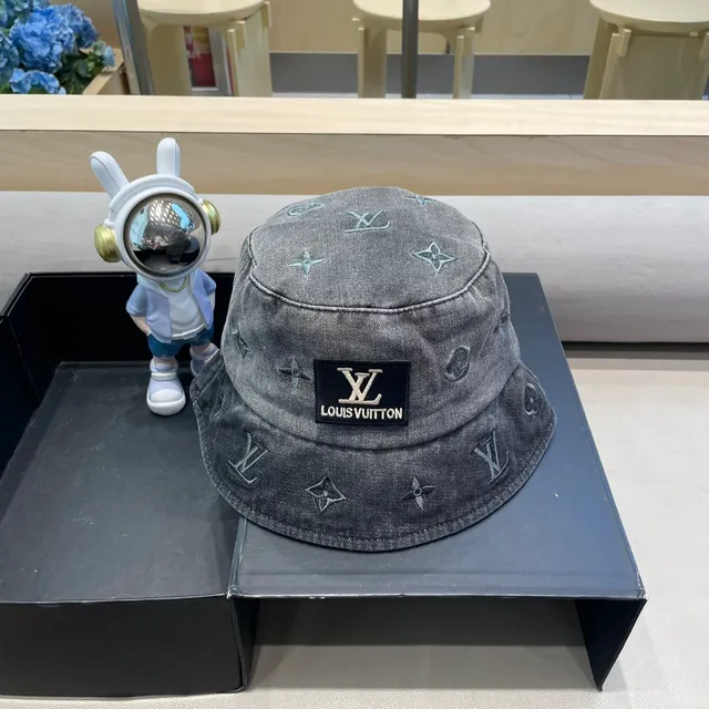 Louis Vuitton دينيم مغسول قبعة دلو 4
