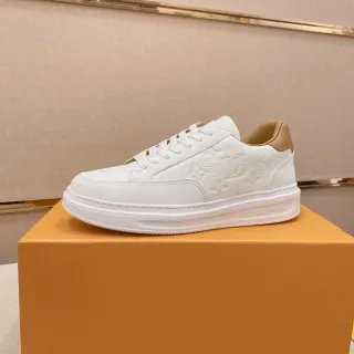 Louis Vuitton Blancas Beige Zapatillas Lifestyle Cuero Monograma Embossado Low Top Suela Plataforma