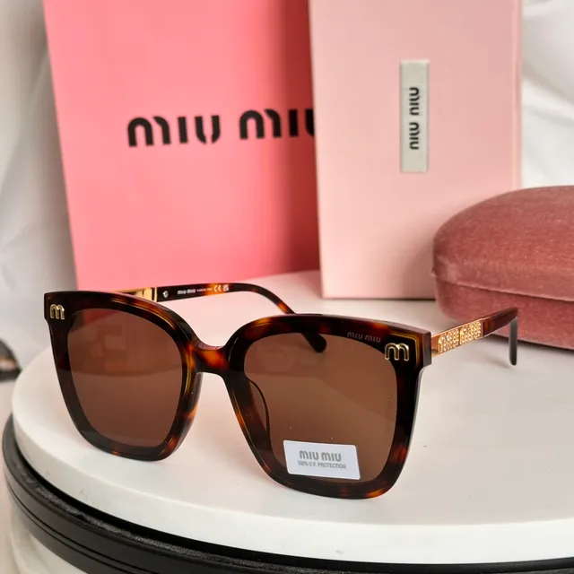 Miu Miu Noir Or Cadre Carré Oversized Acétate Lunettes de Soleil 5
