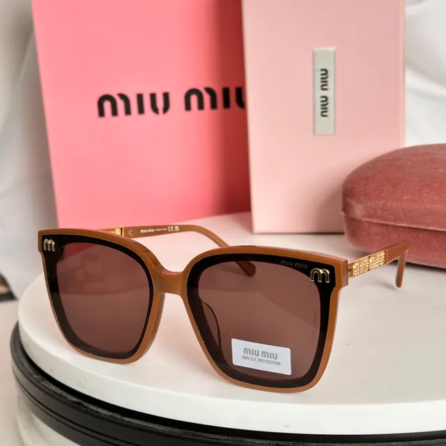 Miu Miu Noir Or Cadre Carré Oversized Acétate Lunettes de Soleil 8
