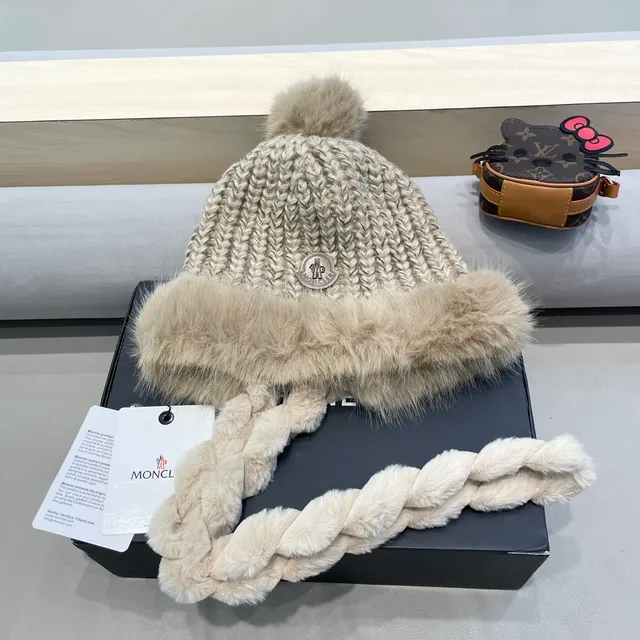 Moncler Beige Brown Gorro Tricota Gruesa con Cable Ribete de Piel Sintética 3