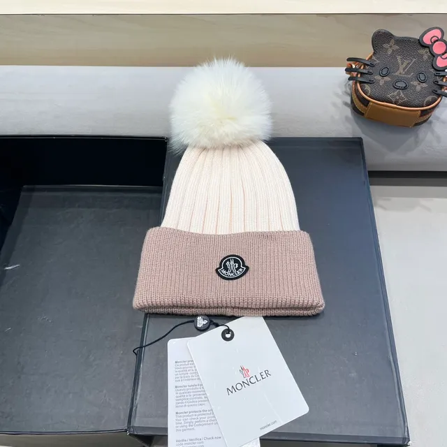 Moncler Beige White Two-Tone Ribbed Knit Faux-Fur Pom-Pom Beanie 2