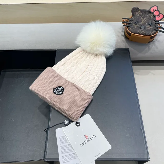 Moncler Beige White Two-Tone Ribbed Knit Faux-Fur Pom-Pom Beanie 3
