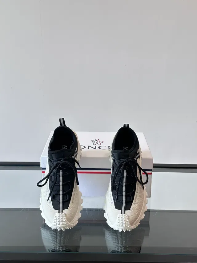 Moncler Zapatillas Chunky Negro Blanco Suela Lug Overlay Malla Patrón Grid 4