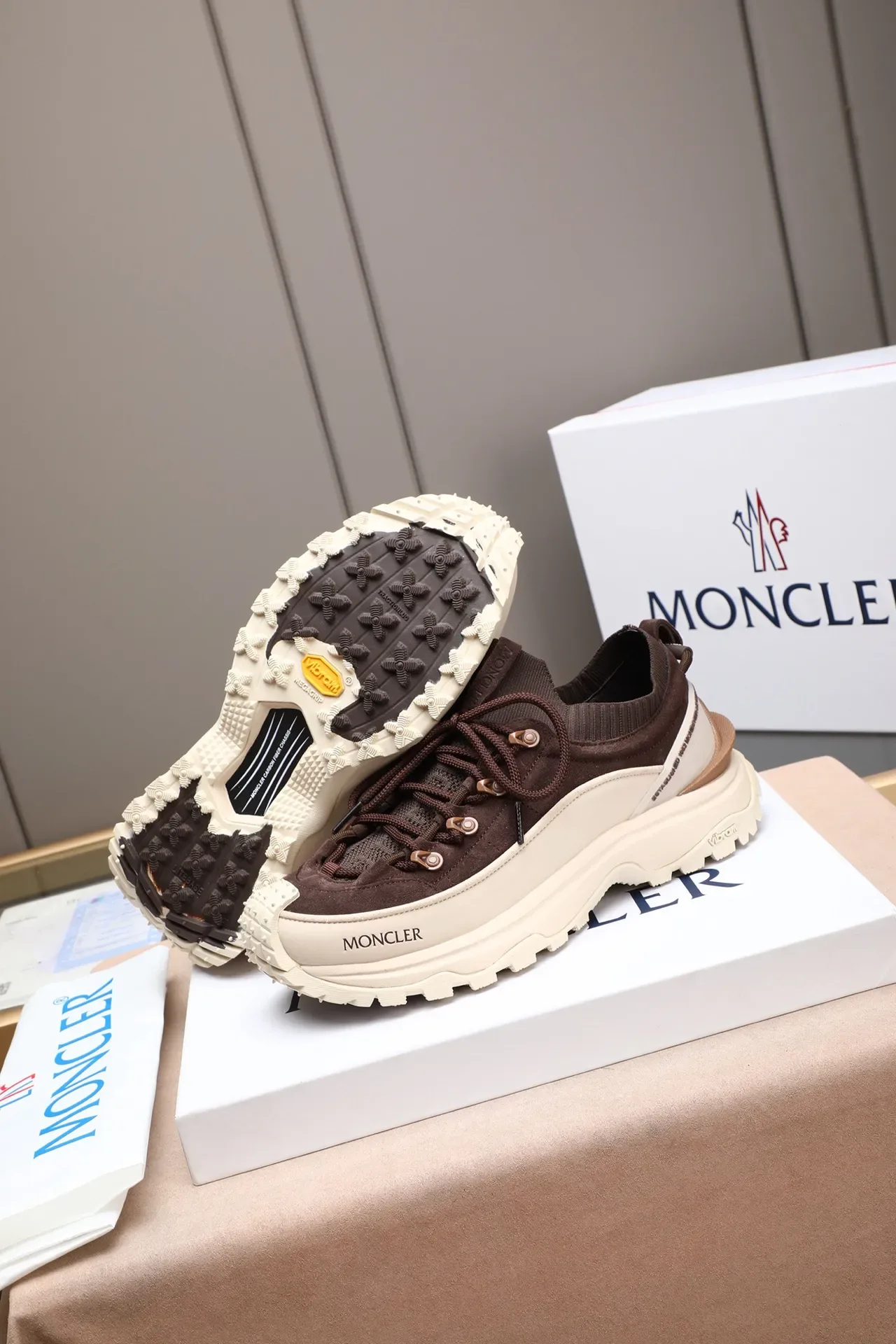 Moncler 棕色麂皮针织领生活方式运动鞋 5