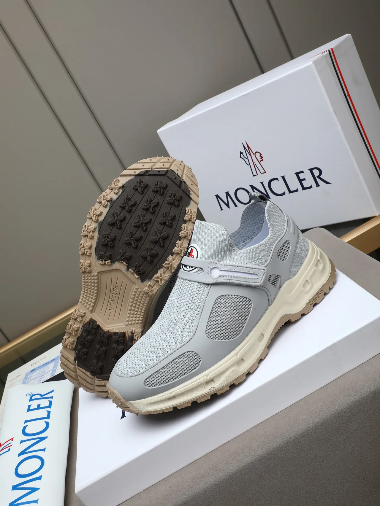 Moncler Zapatilla sin cordones de malla que se desliza fácilmente 4