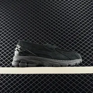New Balance 19 Slip-On Loafer Preto