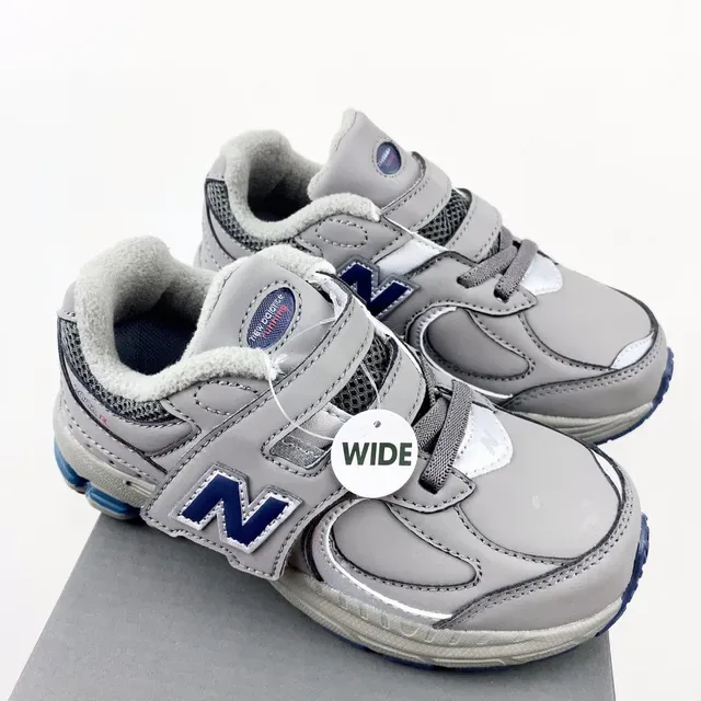 New Balance 2002R Chaussures Lifestyle Noires 22