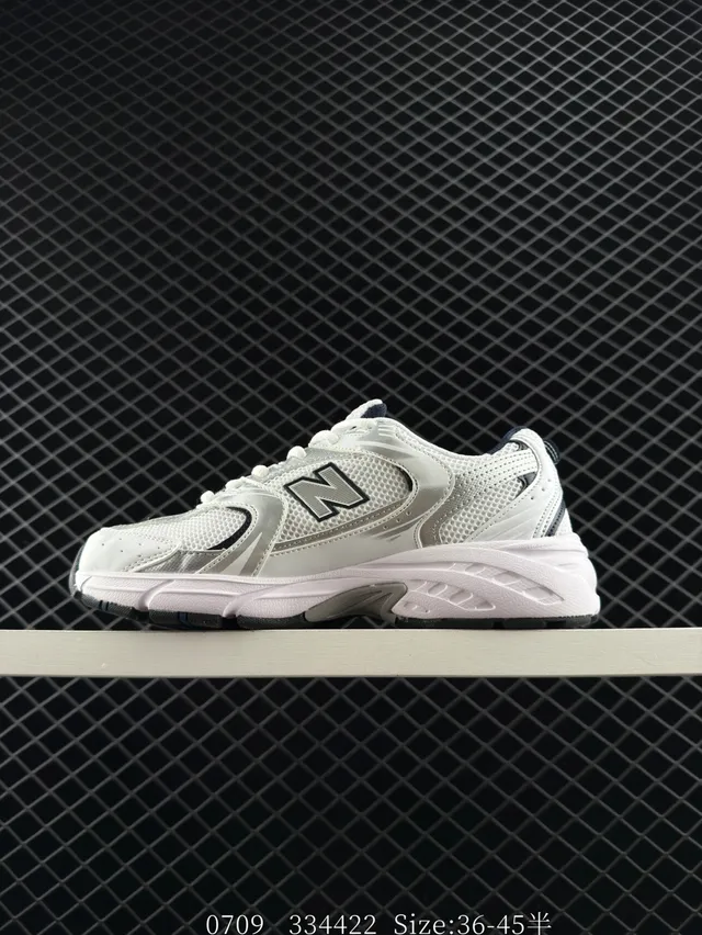 New Balance 530 Sneakers Chunky Blanches Grises Noires 5