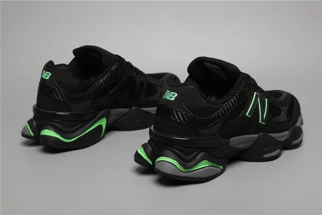 New Balance 9060 黑色绿色厚底分层中底碳纤维纹理覆盖生活方式运动鞋 3