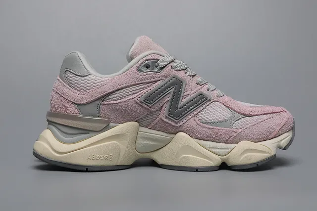 New Balance 9060 Rose Poussière Gris Sneakers Lifestyle 8